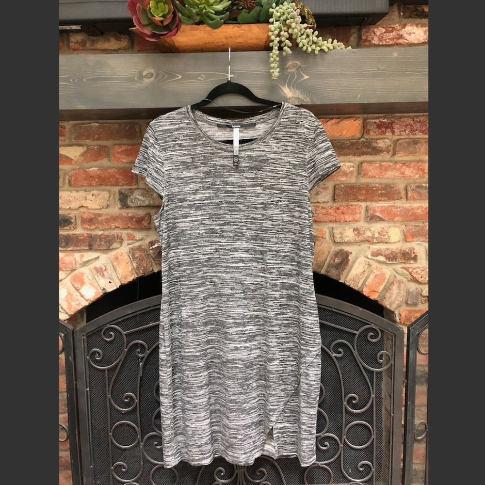 Kensie grey short sleeve dress